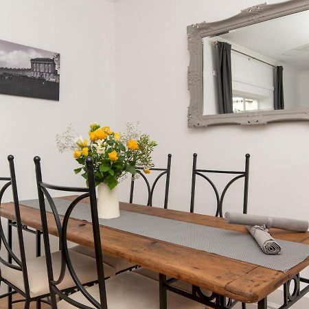 Pass The Keys Stylish 2 Bed Central Bath Apartment With Parking Exterior foto
